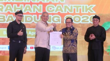 Berbasis Data, BPS Serahkan Rekomendasi Statistik Sektoral kepada Wali Kota Bandung dalam Musrenbang RKPD 2027