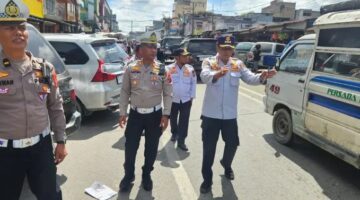 Polres Karo Bersama Dishub Gelar Penertiban Parkir di Pusat Kota Kabanjahe