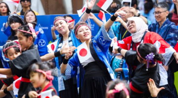 Ribuan Warga Padati Festival Asia Afrika, Bandung Semakin Mendunia