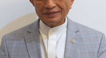 NASARUDDIN UMAR (NU) DAN POLITIK JALAN TENGAH NU