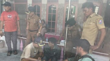 ​Respon Cepat Aduan Warga, Kades Bintang Meriah Bersama Pihak Kecamatan, Bhabinkamtibmas, dan Babinsa Amankan Pria ODGJ untuk Dirujuk ke RSJ dan Program Rehabilitasi