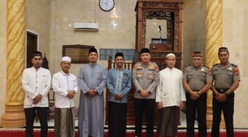 Pererat Silaturahmi dan Perkuat Kamtibmas, Kapolres Aceh Tenggara Bersama PJU Laksanakan Safari Subuh di Masjid Babussalam