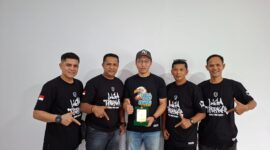 Gambar : Nomor 2 dari kiri  Dewan Pembina dan Penasihat PT. Nawaitu Talenta Nusantara, Kompol Bambang H. Tarigan, S.H., M.H bersamaDirektur Competition PT. NTN, M. Ridhwan, serta Direktur Finance, Business, and Marketing PT. NTN, Zul Iskandar.